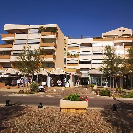 Climatise Avec Terrasse Au Lavandou Pour 2 Personnes - Fr-1-803-43 לה לבאנדו